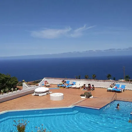 Luminous In Quiet Area Appartement