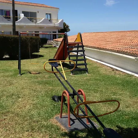 Luminous In Quiet Area Appartement